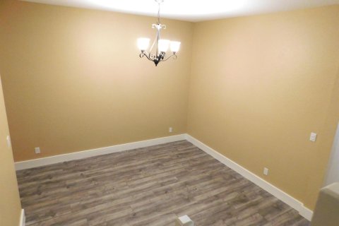 Adosado en alquiler en Stuart, Florida, 2 dormitorios, 151.71 m2 № 2399767 - foto 6