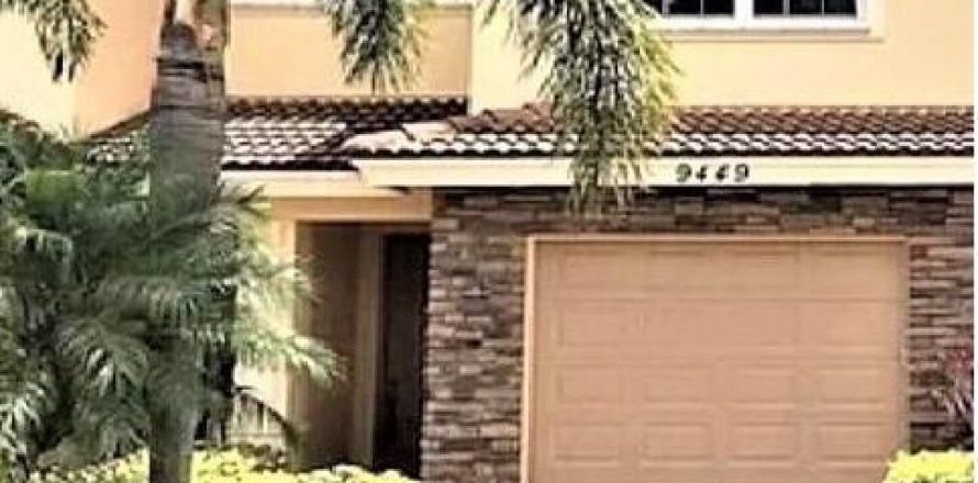 Adosado en Stuart, Florida 2 dormitorios, 151.71 m2 № 2399767