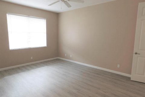 Adosado en alquiler en Stuart, Florida, 2 dormitorios, 151.71 m2 № 2399767 - foto 18