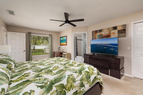 Casa en venta en Weeki Wachee, Florida, 3 dormitorios, 185.8 m2 № 2218463 - foto 23