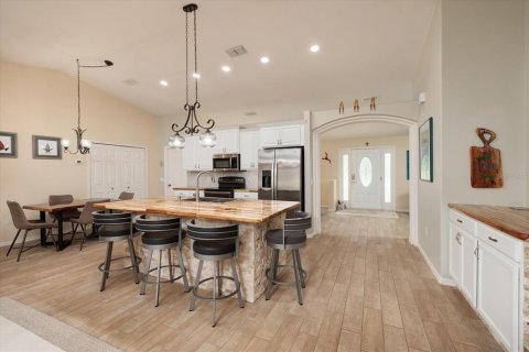 Casa en venta en Weeki Wachee, Florida, 3 dormitorios, 185.8 m2 № 2218463 - foto 16
