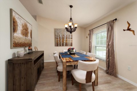 Casa en venta en Weeki Wachee, Florida, 3 dormitorios, 185.8 m2 № 2218463 - foto 13