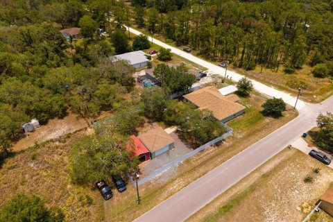 Casa en venta en Weeki Wachee, Florida, 3 dormitorios, 185.8 m2 № 2218463 - foto 11