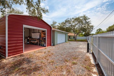 Casa en venta en Weeki Wachee, Florida, 3 dormitorios, 185.8 m2 № 2218463 - foto 10