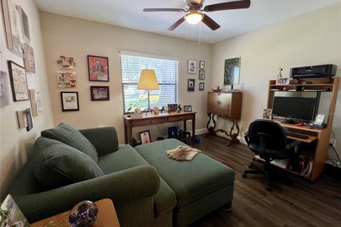 House in Clearwater, Florida 2 bedrooms, 75.44 sq.m. № 1902971 - photo 13
