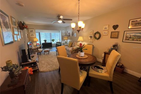 House in Clearwater, Florida 2 bedrooms, 75.44 sq.m. № 1902971 - photo 5