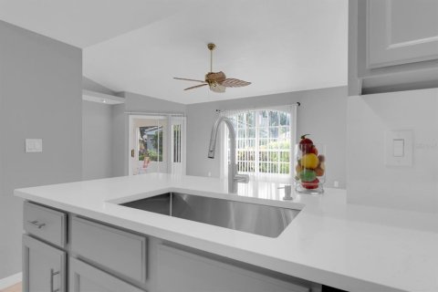 House in Winter Springs, Florida 3 bedrooms, 141.4 sq.m. № 1767144 - photo 30