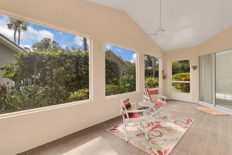 House in Winter Springs, Florida 3 bedrooms, 141.4 sq.m. № 1767144 - photo 6