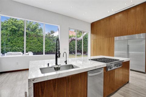 Купить виллу или дом в Майами, Флорида 6 спален, 549.15м2, № 2045404 - фото 5