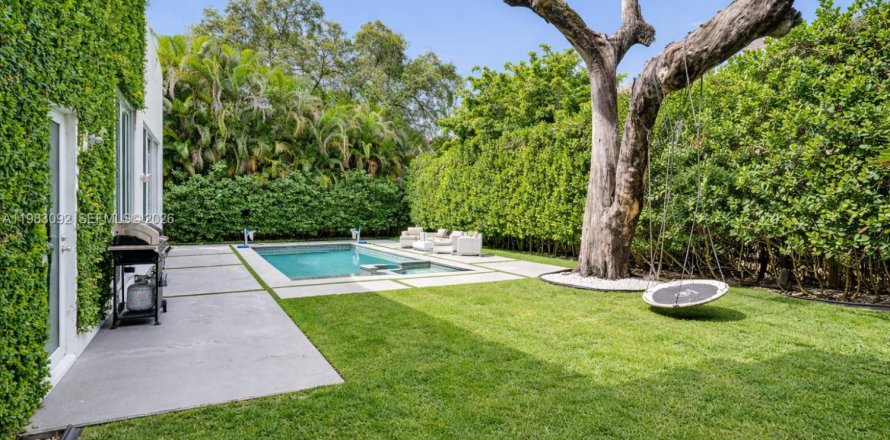 Дом в Майами, Флорида 6 спален, 549.15м2 № 2045404