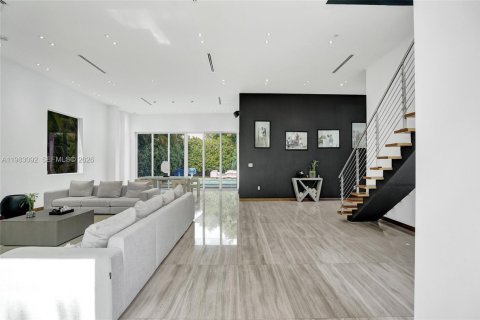 Купить виллу или дом в Майами, Флорида 6 спален, 549.15м2, № 2045404 - фото 9