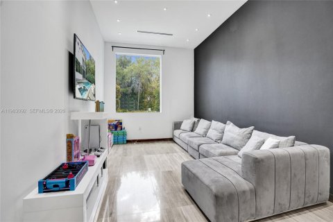 Купить виллу или дом в Майами, Флорида 6 спален, 549.15м2, № 2045404 - фото 17