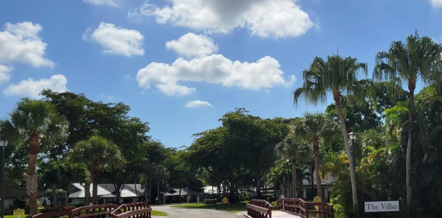Casa en Boynton Beach, Florida 3 dormitorios, 159.98 m2 № 1177230
