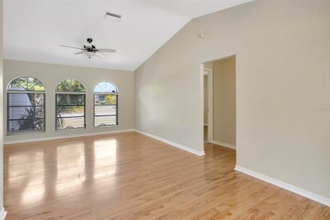House in Punta Gorda, Florida 3 bedrooms, 126.07 sq.m. № 1761228 - photo 5
