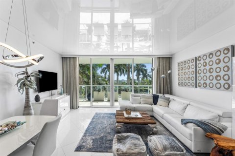 Copropriété à vendre à Pompano Beach, Floride: 2 chambres, 135.92 m2 № 2270177 - photo 4