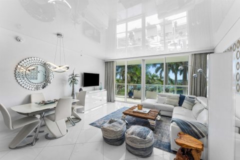 Copropriété à vendre à Pompano Beach, Floride: 2 chambres, 135.92 m2 № 2270177 - photo 5