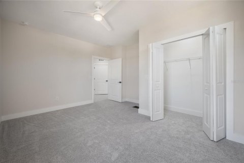 House in Holiday, Florida 3 bedrooms, 208.47 sq.m. № 1536094 - photo 24