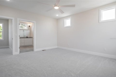House in Holiday, Florida 3 bedrooms, 208.47 sq.m. № 1536094 - photo 18