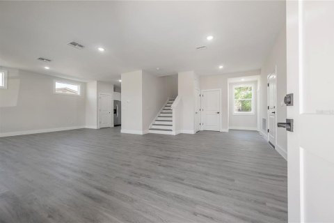 House in Holiday, Florida 3 bedrooms, 208.47 sq.m. № 1536094 - photo 3