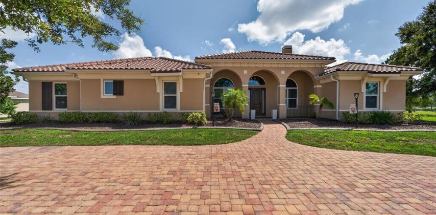 Casa en Wimauma, Florida 5 dormitorios, 349.59 m2 № 2226034