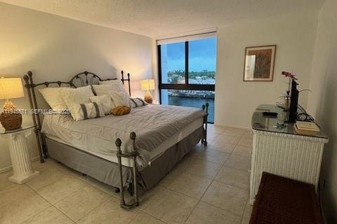 Снять в аренду кондоминиум в Холливуд, Флорида 1 спальня, 79.71м2, № 2004593 - фото 8