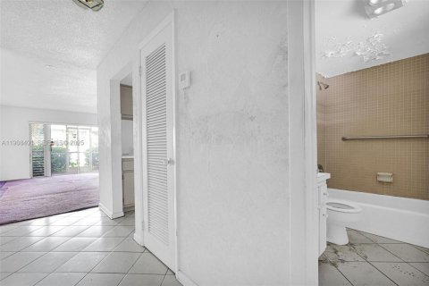 Copropriété à vendre à Deerfield Beach, Floride: 45.52 m2 № 1976635 - photo 12