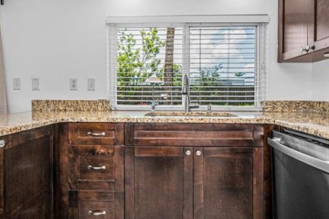 Casa en venta en Pinellas Park, Florida, 2 dormitorios, 78.78 m2 № 2167522 - foto 20