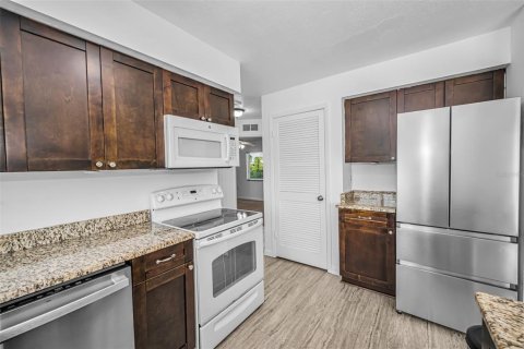 Casa en venta en Pinellas Park, Florida, 2 dormitorios, 78.78 m2 № 2167522 - foto 21