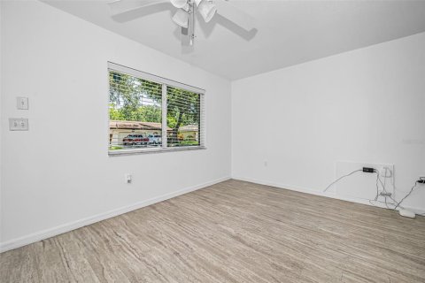 Casa en venta en Pinellas Park, Florida, 2 dormitorios, 78.78 m2 № 2167522 - foto 11