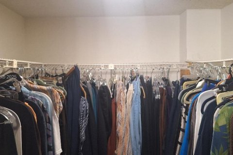 Condo in Lauderhill, Florida, 2 bedrooms № 1973866 - photo 6