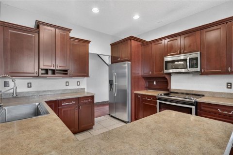 Casa en venta en Yalaha, Florida, 5 dormitorios, 334.45 m2 № 2284032 - foto 21