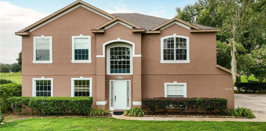 Casa en Yalaha, Florida 5 dormitorios, 334.45 m2 № 2284032