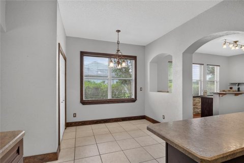 Casa en venta en Yalaha, Florida, 5 dormitorios, 334.45 m2 № 2284032 - foto 22