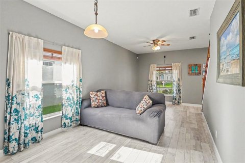 Villa ou maison à vendre à Fort Myers, Floride: 3 chambres, 234.58 m2 № 2157732 - photo 5