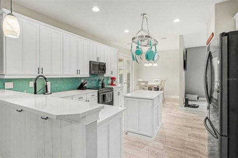Villa ou maison à vendre à Fort Myers, Floride: 3 chambres, 234.58 m2 № 2157732 - photo 11
