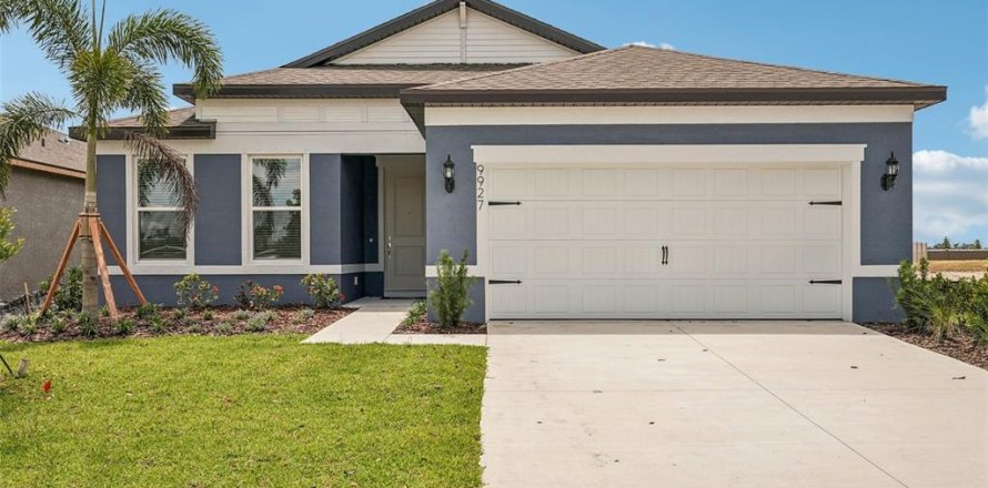 House in Parrish, Florida 4 bedrooms, 197.97 sq.m. № 2200650