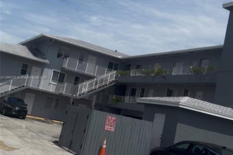 Copropriété à louer à Miami, Floride: 2 chambres, 59.46 m2 № 1945884 - photo 6