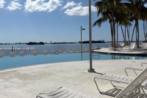 Купить кондоминиум в Майами, Флорида 1 спальня, 72м2, № 1945087 - фото 23