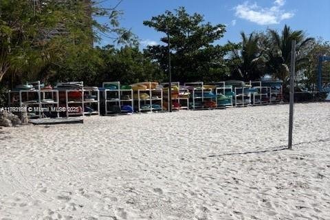 Купить кондоминиум в Майами, Флорида 1 спальня, 72м2, № 1945087 - фото 25