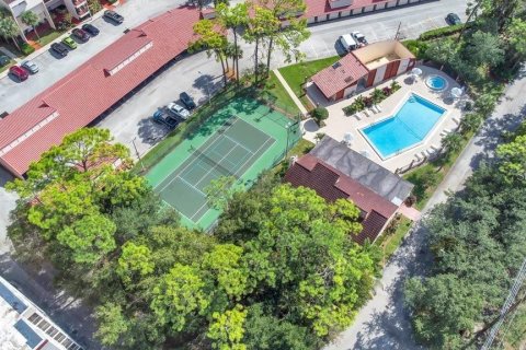 Condominio en alquiler en Casselberry, Florida, 3 dormitorios, 150.04 m2 № 1766089 - foto 16
