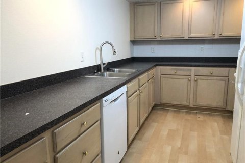 Condominio en alquiler en Casselberry, Florida, 3 dormitorios, 150.04 m2 № 1766089 - foto 5