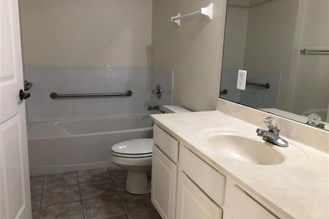 Condominio en alquiler en Casselberry, Florida, 3 dormitorios, 150.04 m2 № 1766089 - foto 13