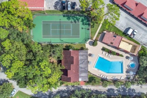 Condominio en alquiler en Casselberry, Florida, 3 dormitorios, 150.04 m2 № 1766089 - foto 17