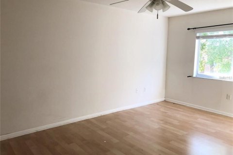 Condominio en alquiler en Casselberry, Florida, 3 dormitorios, 150.04 m2 № 1766089 - foto 11