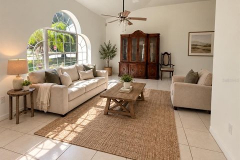 Villa ou maison à louer à Deltona, Floride: 3 chambres, 203.83 m2 № 2416388 - photo 7
