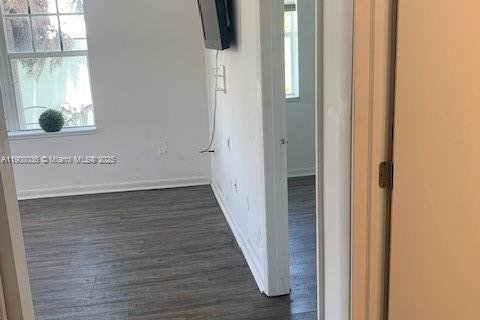 Купить кондоминиум в Майами-Бич, Флорида 1 спальня, 47.75м2, № 1967749 - фото 7