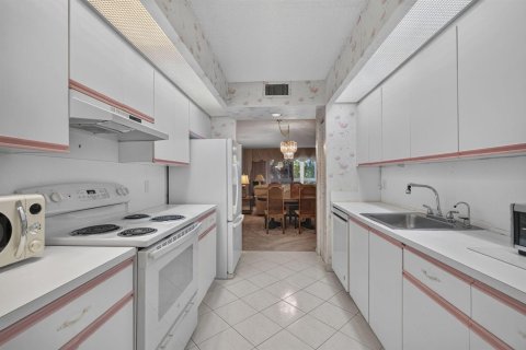 Купить кондоминиум в Коконат Крик, Флорида 3 комнаты, 107.49м2, № 2185279 - фото 4