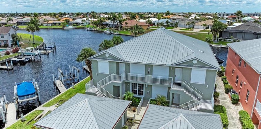 Condo in Punta Gorda, Florida, 3 bedrooms  № 1570421