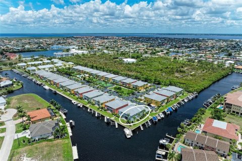 Condo in Punta Gorda, Florida, 3 bedrooms  № 1570421 - photo 8