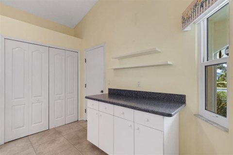 House in Bradenton, Florida 2 bedrooms, 126.35 sq.m. № 2267142 - photo 25